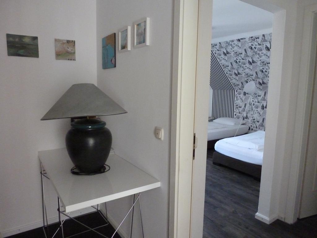 Hotel Bergbauer Mit Late-Self-Check-In Нойбург-ан-дер-Донау Экстерьер фото
